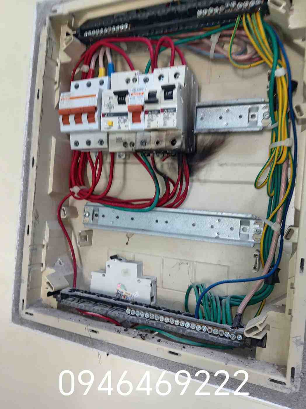 Toàn cảnh tủ điện gia đình được kiểm tra tại Bắc Từ Liêm