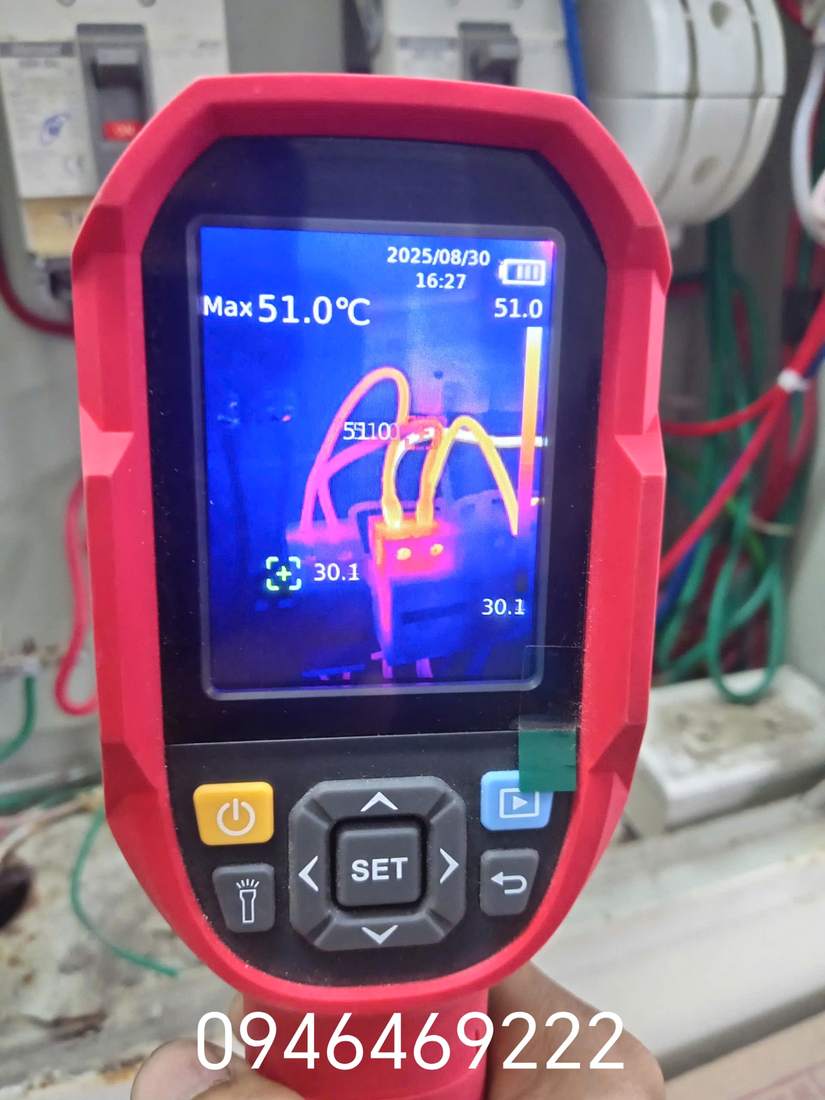 Kiểm tra nhiệt độ khu vực Aptomat có dấu hiệu bất thường