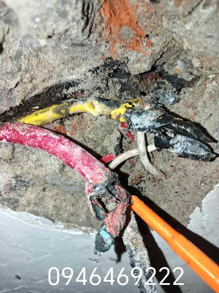 Mở hốc kiểm tra dây điện âm tại Gia Lâm ảnh 1
