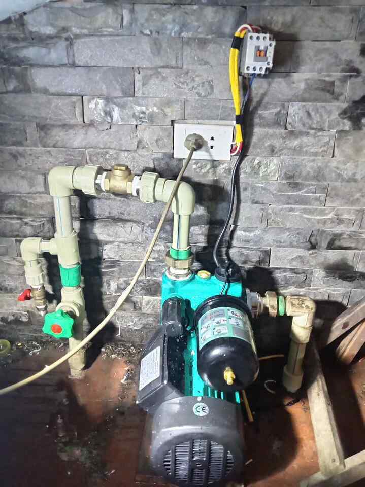 Kiểm tra máy bơm tại vị trí lắp đặt Kiểm tra máy bơm và nguồn điện tại vị trí lắp đặt ở Ba Đình